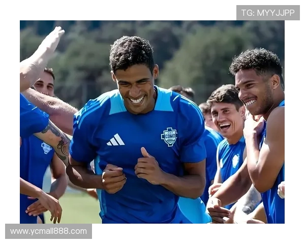 小法赛后激励科莫全队奋勇向前