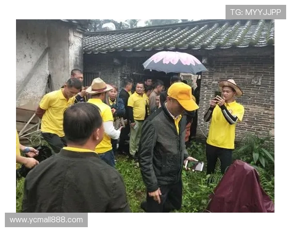 山根永远染黄 双方半场战平